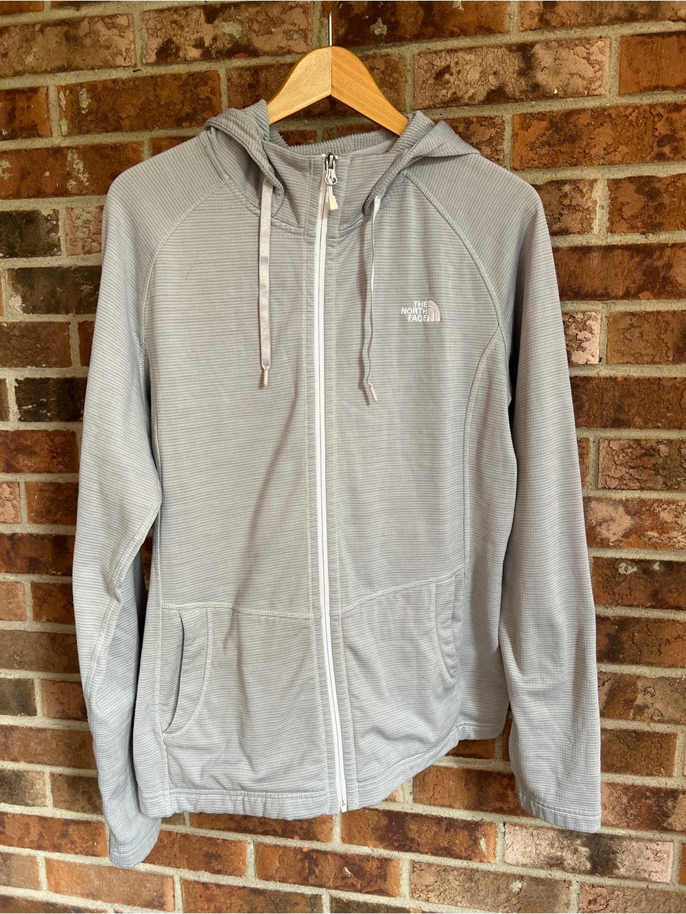 The North Face Soft Ribbed Hoodie in Light Gray Large